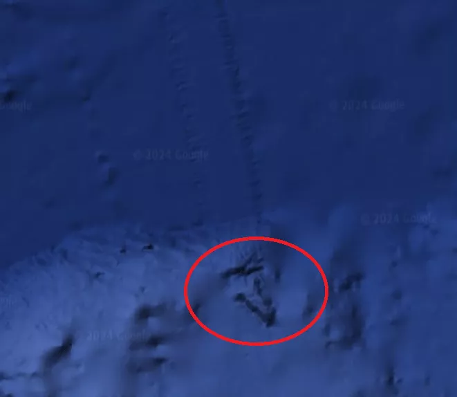 Découverte d'une structure extraterrestre au fond de l'océan