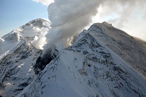 Un objet mystérieux observé au-dessus du volcan Redoubt en Alaska
